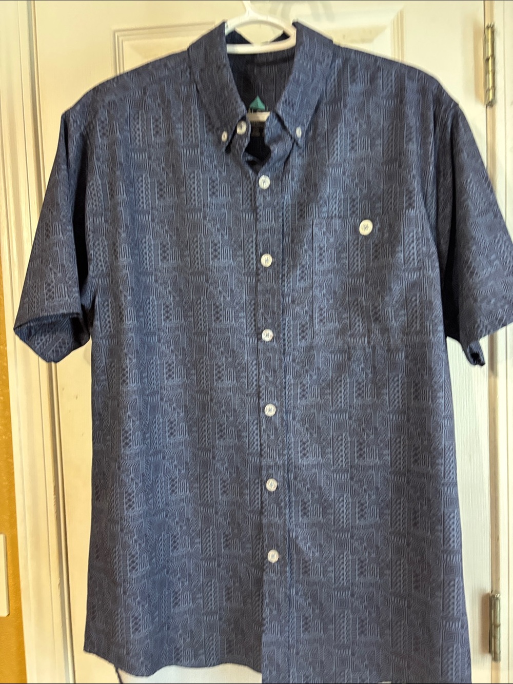 Men's Short-Sleeve Button-Down Shirt - Navy Geometric